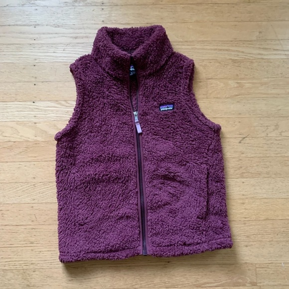 Girls size 12 (large) Patagonia purple vest - Picture 1 of 6